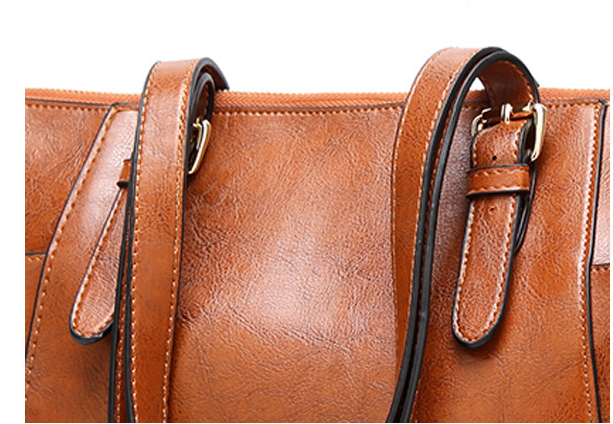 Oil Wax Large Capacity Shoulder Bag