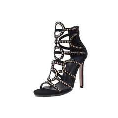 Sandales à talons aiguilles et brides en daim noir