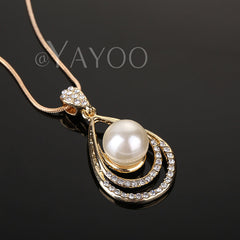 Schmuckset mit Perlenohrringen und Halskette in Gold oder Silber