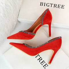 Wildleder High Heels mit spitzer Spitze und Strass in 6 Farben
