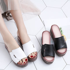Slip-On Leather Platform Sandals in 2 Colors