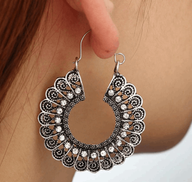 Boucles d'oreilles ethniques bohèmes en 6 styles