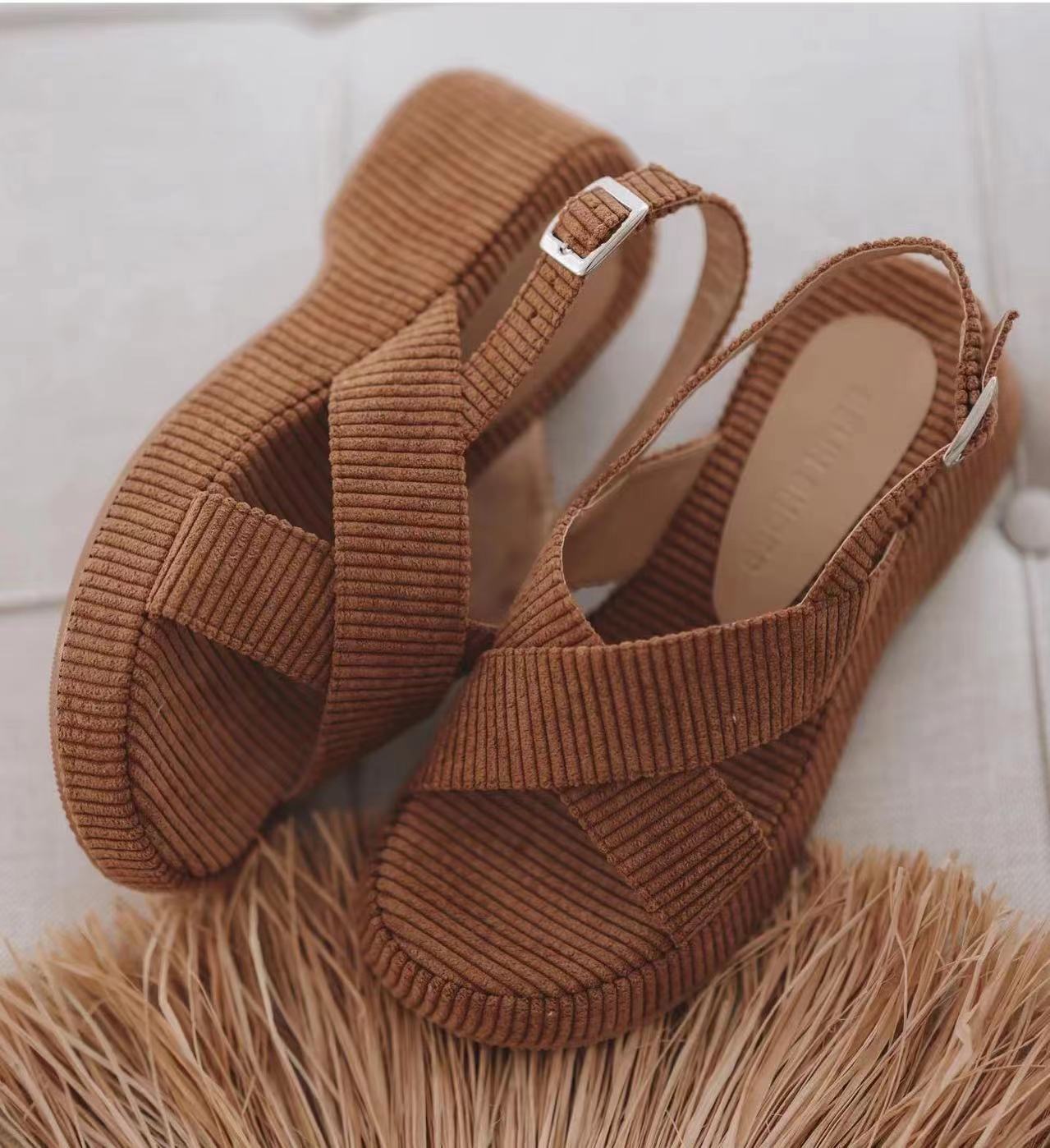 Suede Cross Strap Open Toe Sandals in 3 Colors