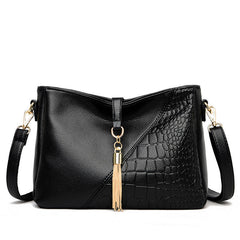 Shoulder Messenger Bag with Tassel in 3 Colors