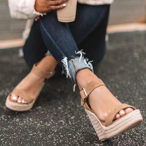 Keilabsatz-Sandalen mit Fesselriemchen in 3 Farben