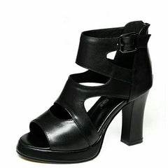 Schwarze Riemchensandalen mit hohem Absatz