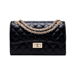 Elegant Quilted Shoulder Bag with Clasp and Chain Strap