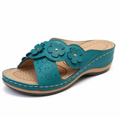 Open Toe Sandals with Flowers and Wedge Heels in 4 Colors