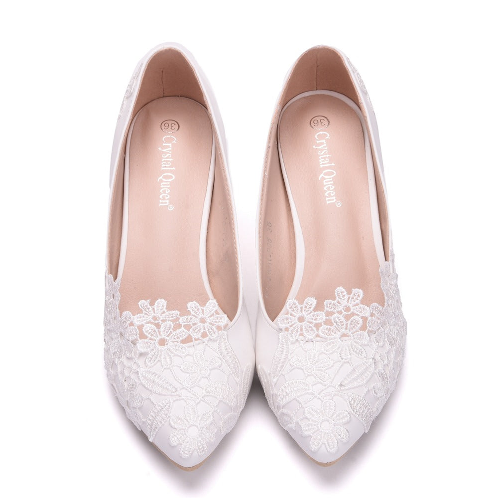 White Short Stiletto Heel Wedding Shoes with Pointed Toe and Lace Flowers