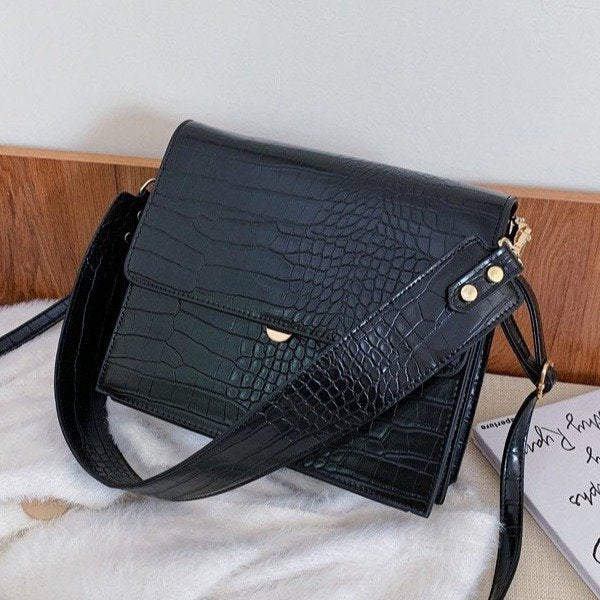 Hand Shoulder Messenger Bag in 3 Colors