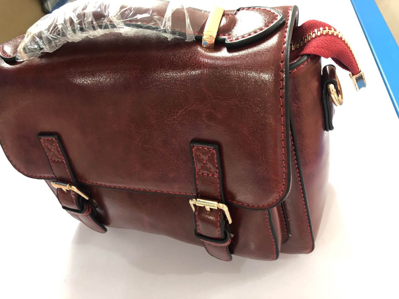 Messenger Bag with Zipper and Buckles in 4 Colors