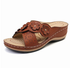 Open Toe Sandals with Flowers and Wedge Heels in 4 Colors