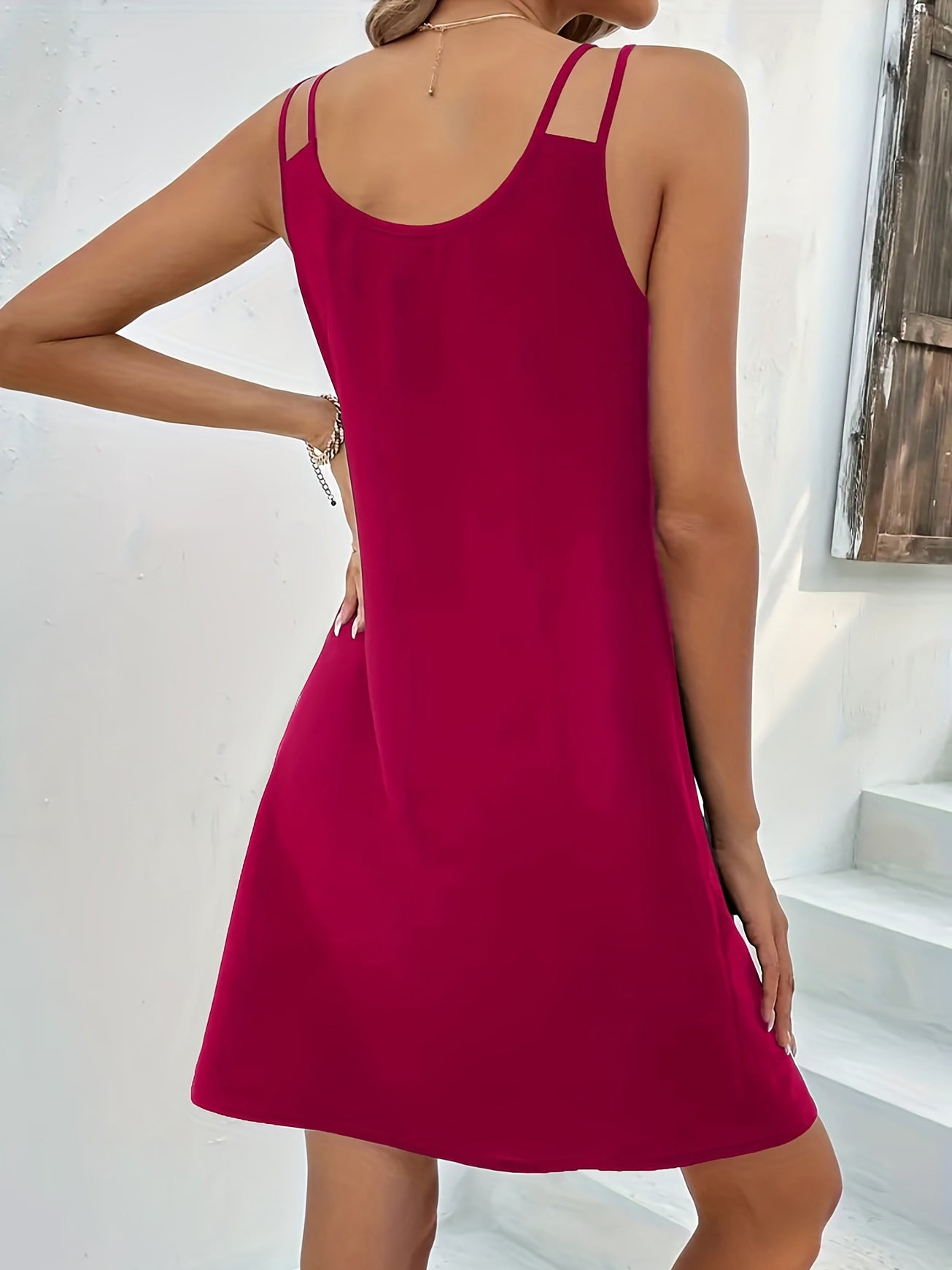 Robe d'été unie sans manches avec col en V, disponible en 5 coloris (S-XXL)