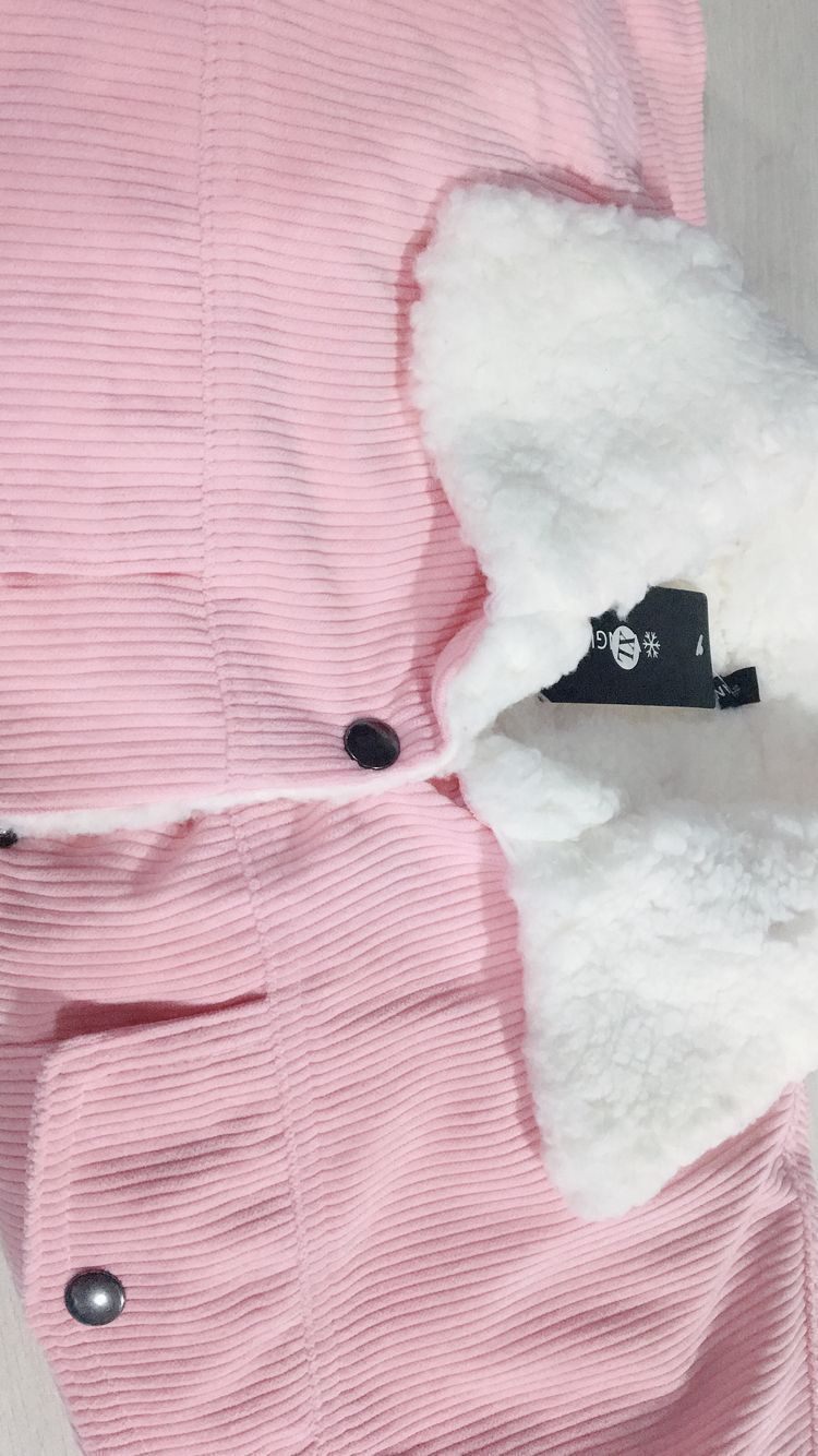 Fleecegefütterte Cordjacke mit Taschen