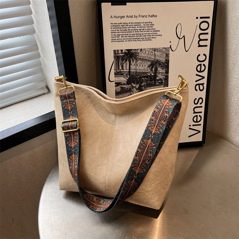 Retro Bucket Messenger Bag with Wide Shoulder Strap in 4 Colors
