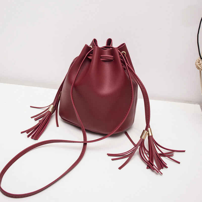 Shoulder Messenger Bucket Bag with Tassels in 5 Colors