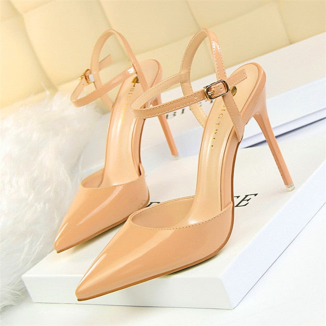Lackleder High Heel Stilettos mit spitzer Zehenpartie