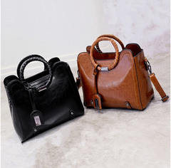 Oil Wax Leather Hand Messenger Bag in 3 Colors