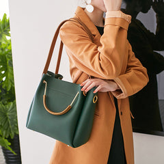 Large Capacity Messenger Shoulder Bag in 4 Colors