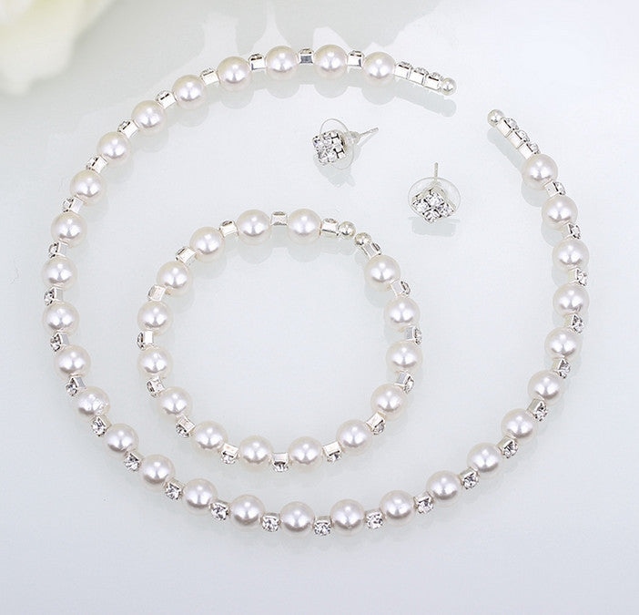 Pearl and Crystal 3-Piece Jewellery Set