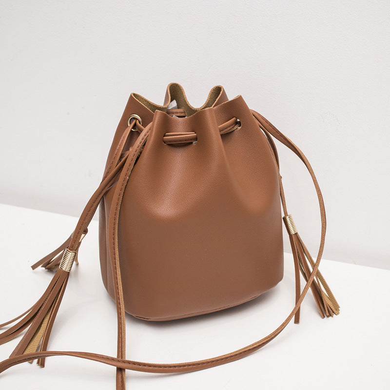 Shoulder Messenger Bucket Bag with Tassels in 5 Colors