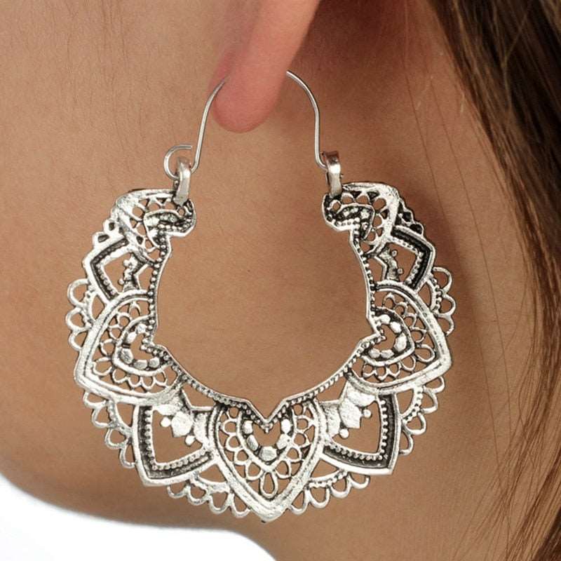 Boucles d'oreilles ethniques bohèmes en 6 styles