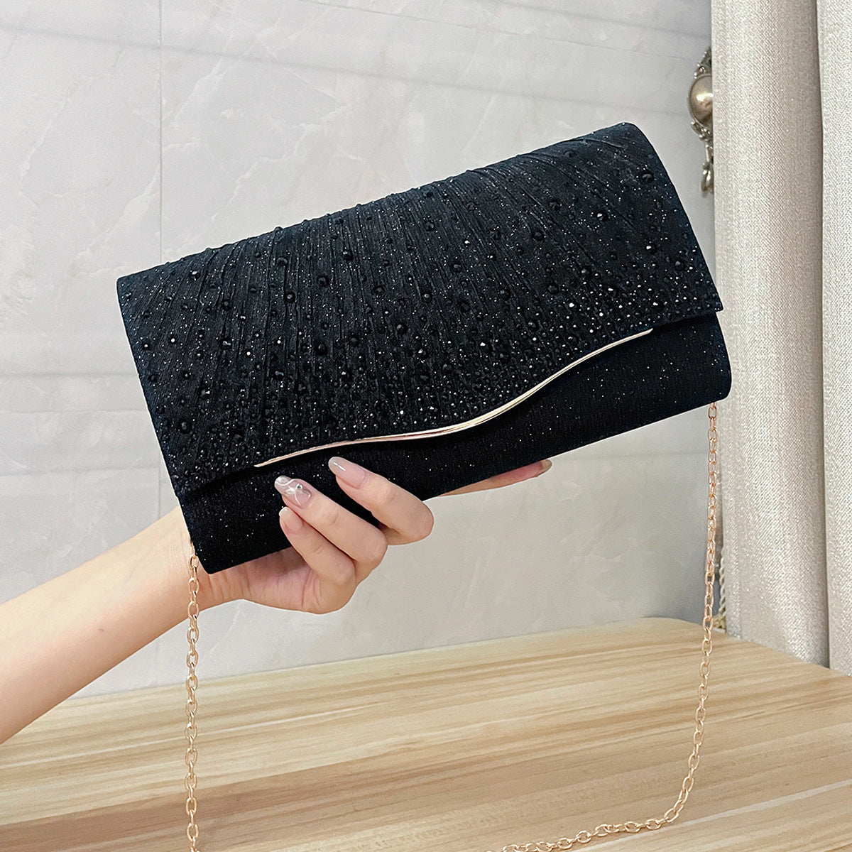 Elegant Rhinestone Clutch with Chain Strap