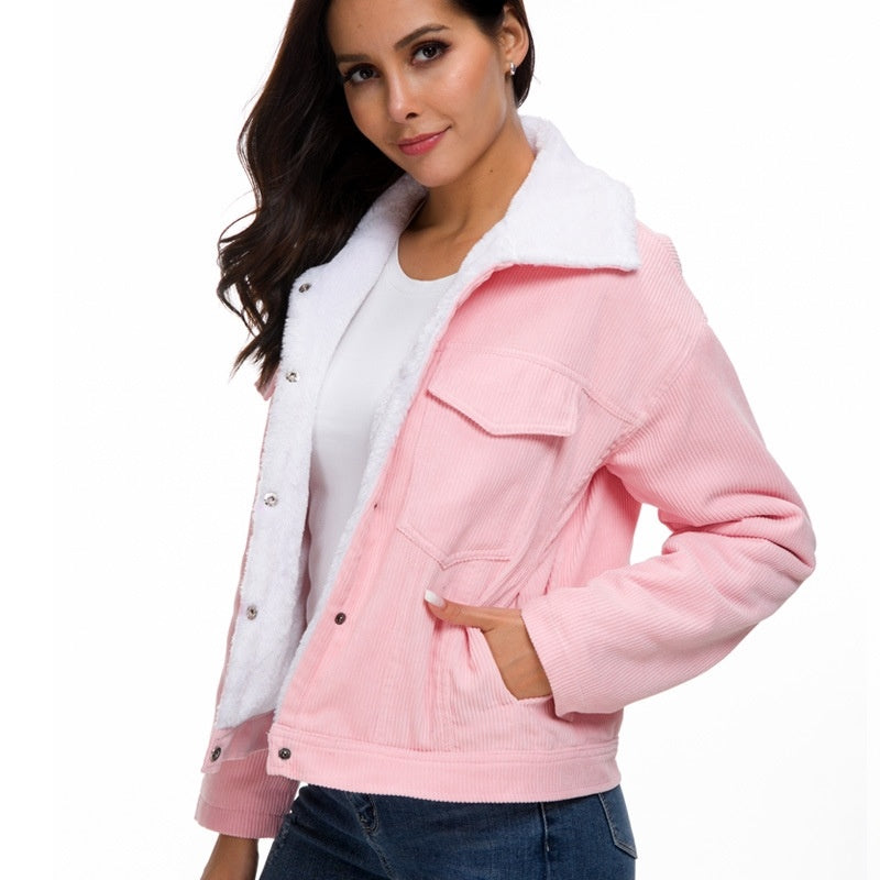 Fleecegefütterte Cordjacke mit Taschen