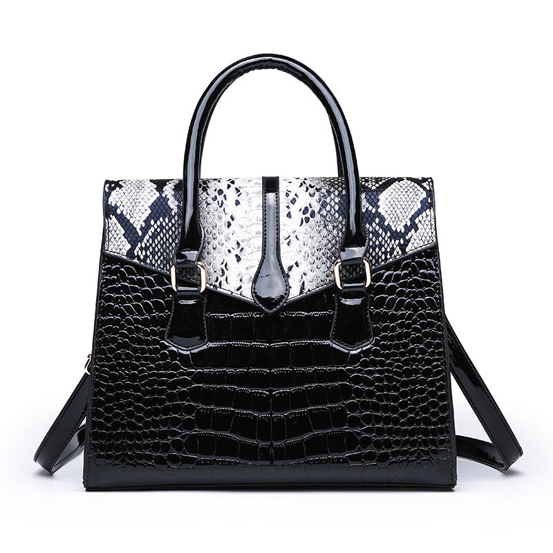 Serpentine Large Capacity Hand Shoulder Bag in 4 Colors