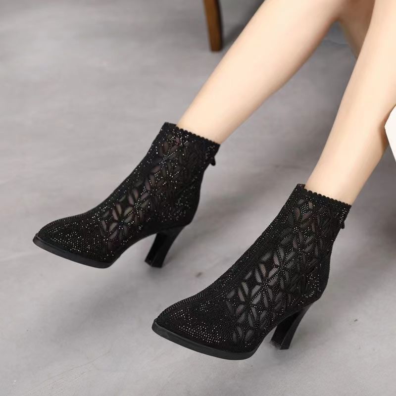 Bottines à talons hauts avec maille et strass en 2 couleurs