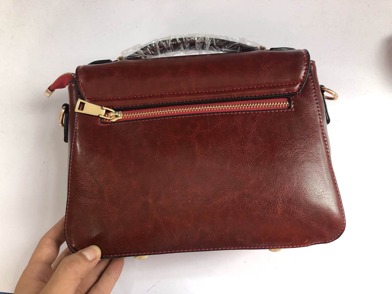 Messenger Bag with Zipper and Buckles in 4 Colors
