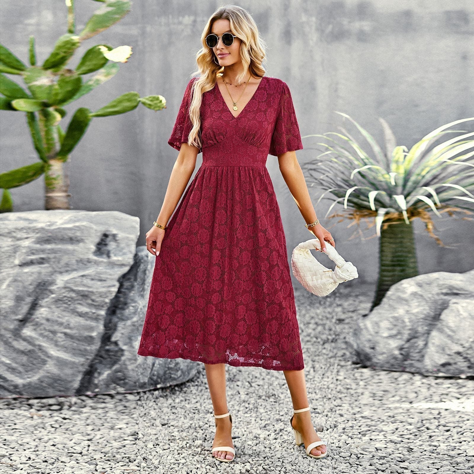 Elegant Short Sleeve V-Neck Formal Dress with Lace Overlay