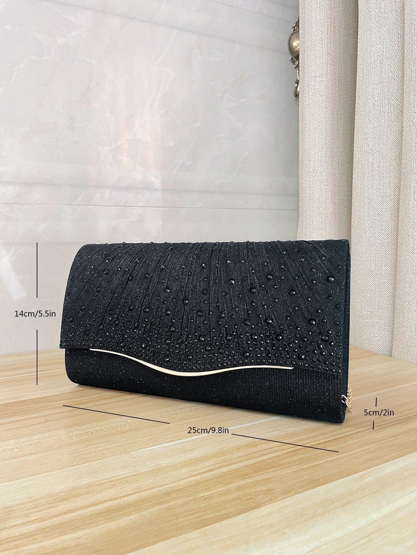 Elegant Rhinestone Clutch with Chain Strap