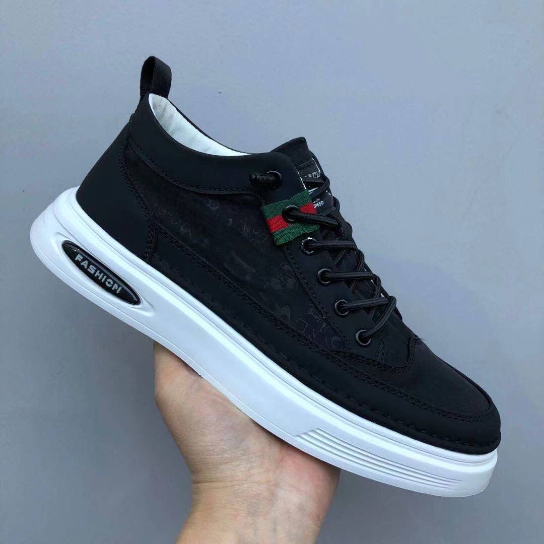 Men's Solid Color Canvas Sneakers
