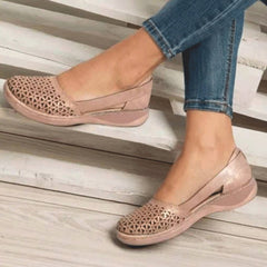 Einfarbige, flache Slipper