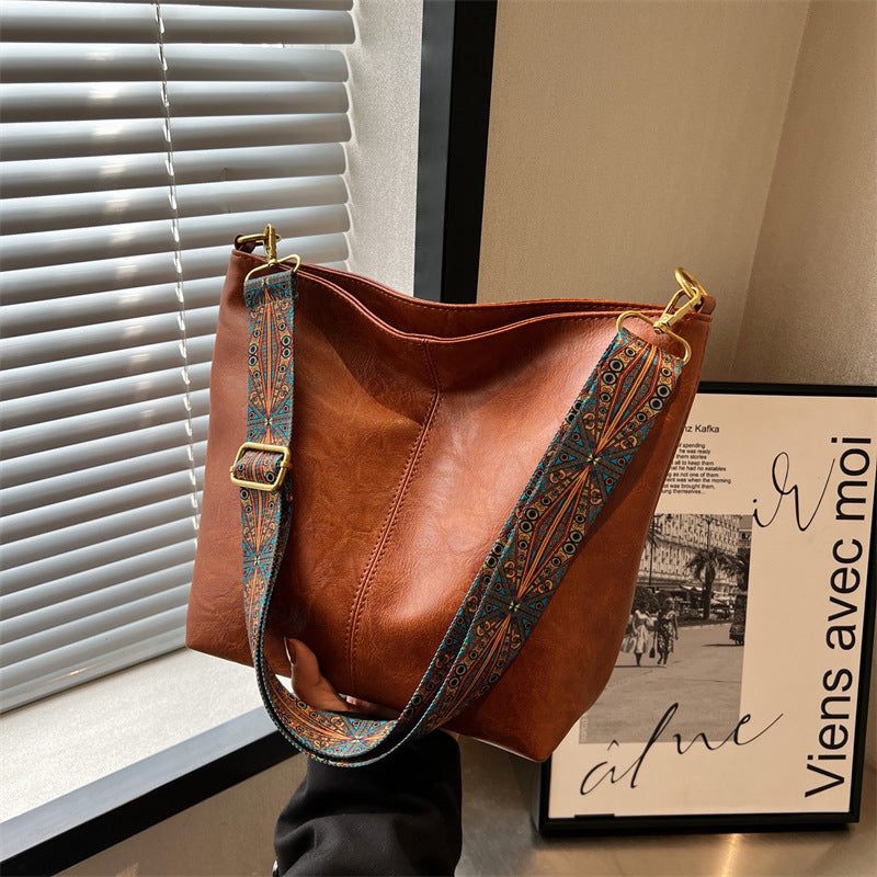 Retro Bucket Messenger Bag with Wide Shoulder Strap in 4 Colors