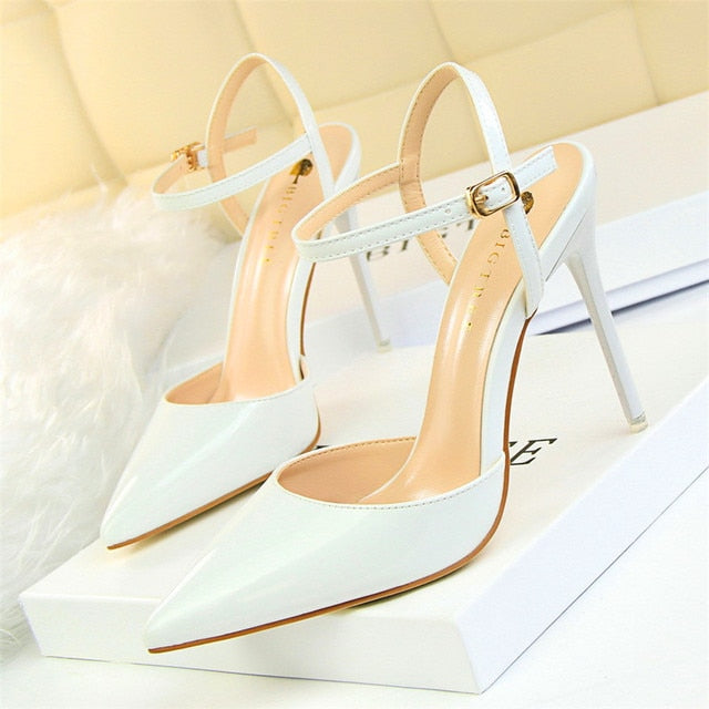 Lackleder High Heel Stilettos mit spitzer Zehenpartie