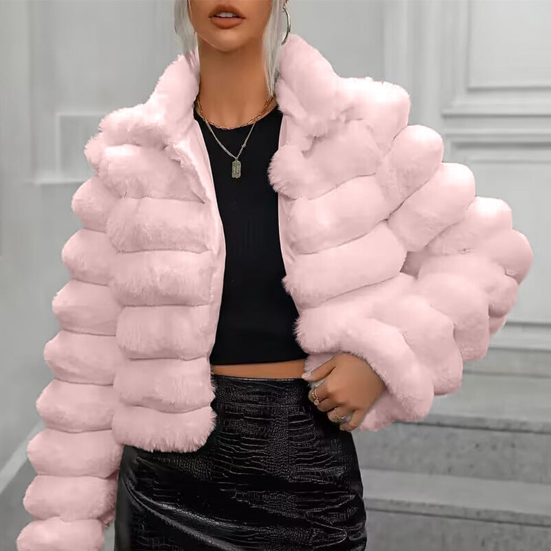 Sexy and Sophisticated Short Faux Fur Coat