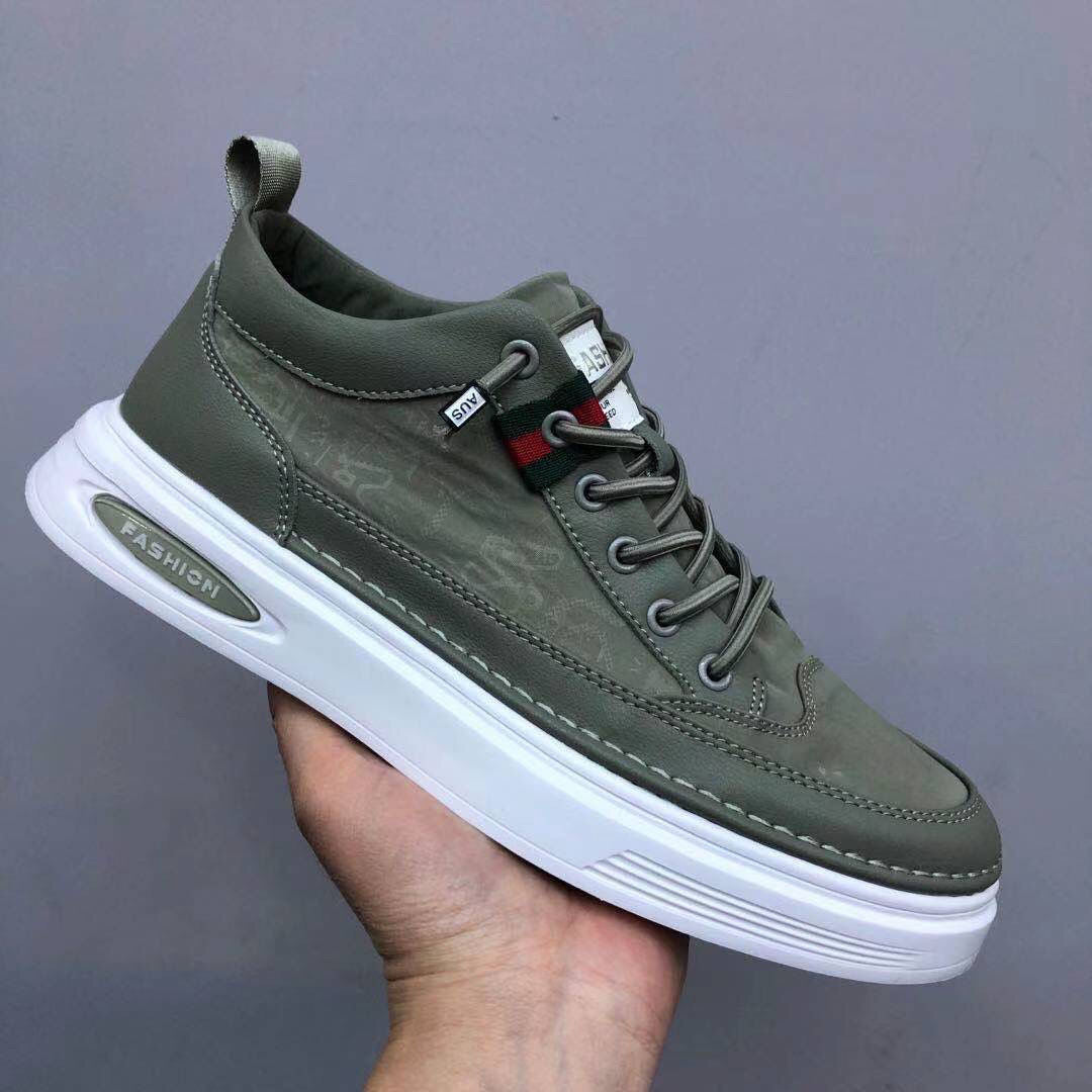 Men's Solid Color Canvas Sneakers