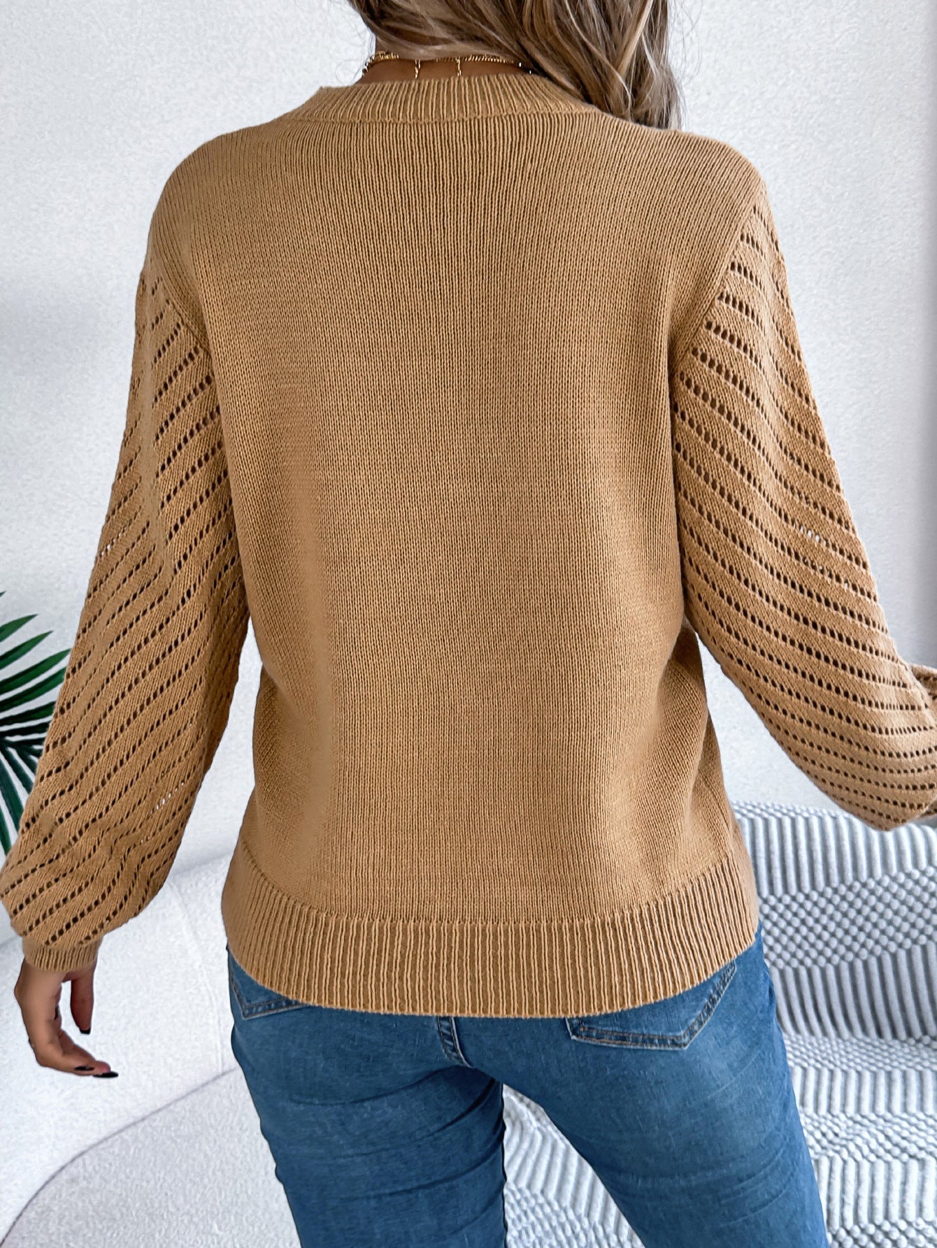 Round Neck Long Sleeve Solid Colour Sweater