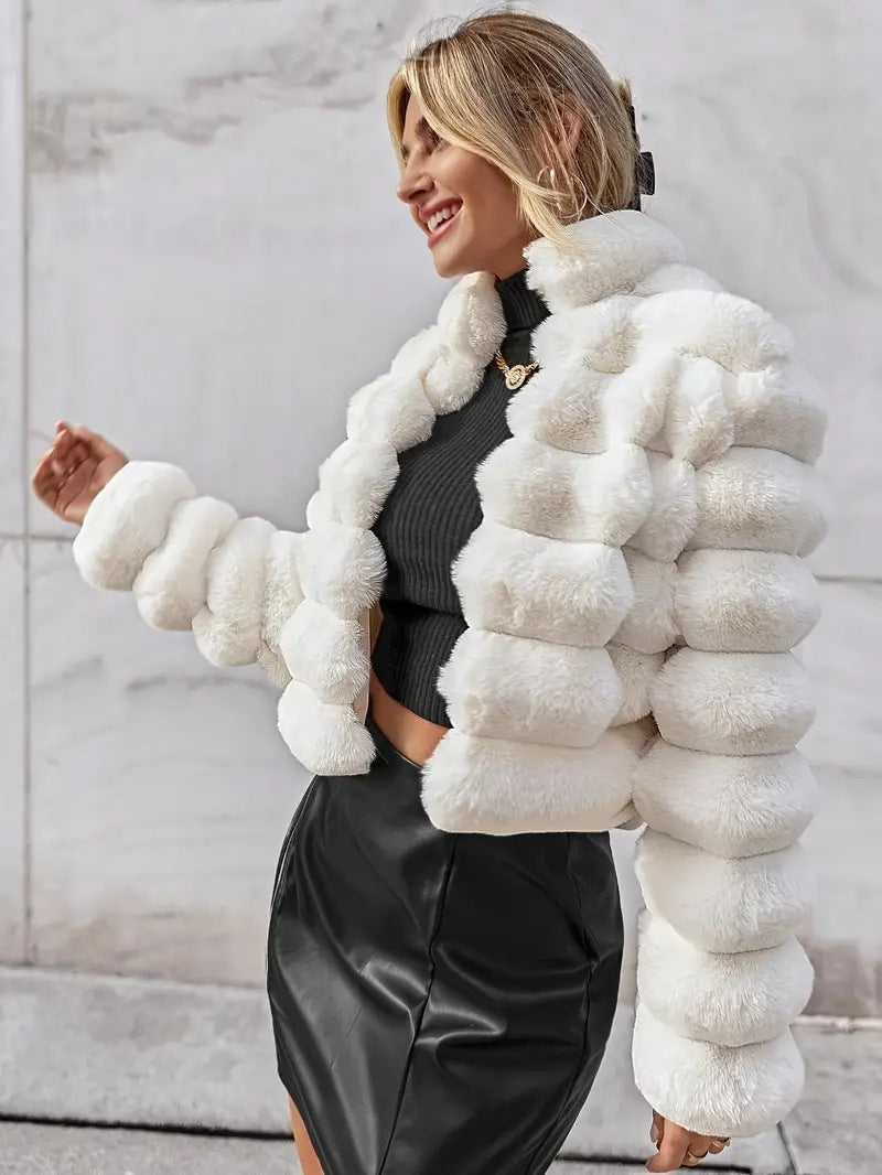 Sexy and Sophisticated Short Faux Fur Coat