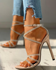 High Heel Riemchensandalen mit spitzer Zehenpartie und Strass in 3 Farben