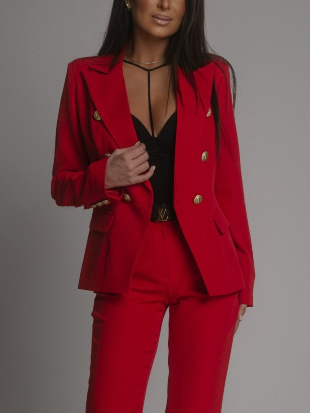 Eleganter zweireihiger Businessanzug