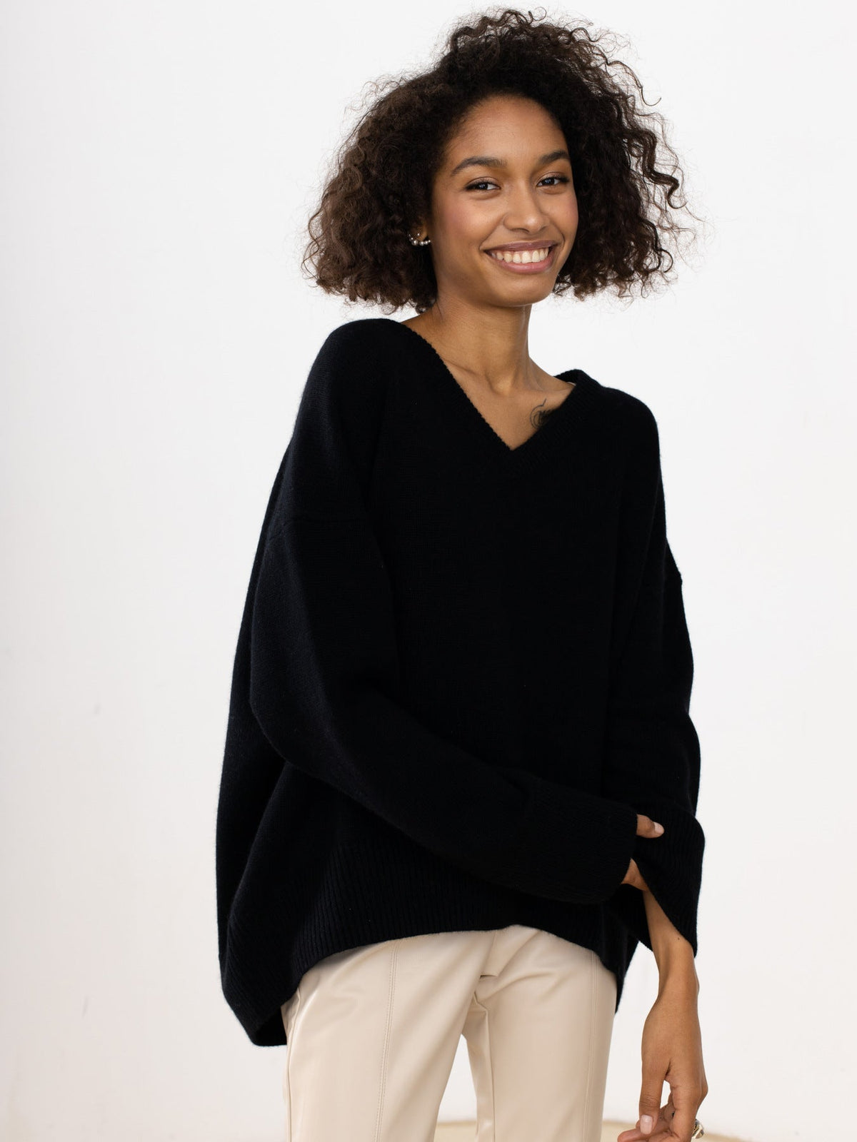 Solid Colour V-Neck Long Sleeve Sweater