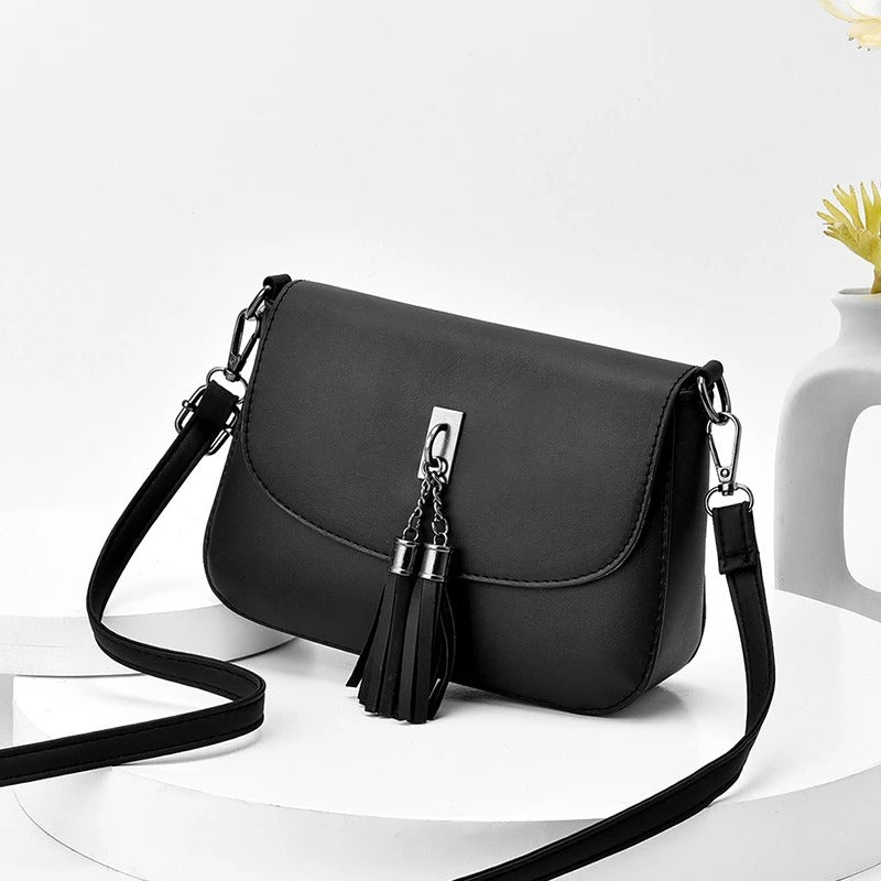 Messenger Shoulder Bag with Tassel in 5 Colors
