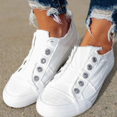 Canvas Sneakers in 3 Colors