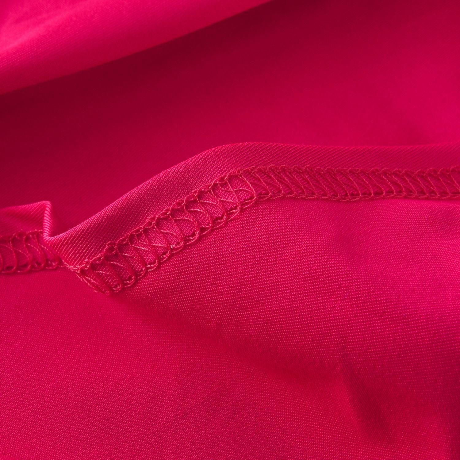 Ärmelloses Neckholder-Abendkleid mit Beinschlitz