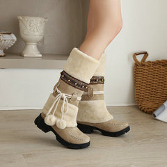 Wadenhohe Schneestiefel aus Wildleder