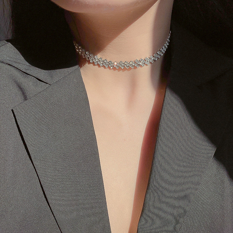 Funkelnde Strass Choker Silber Halskette