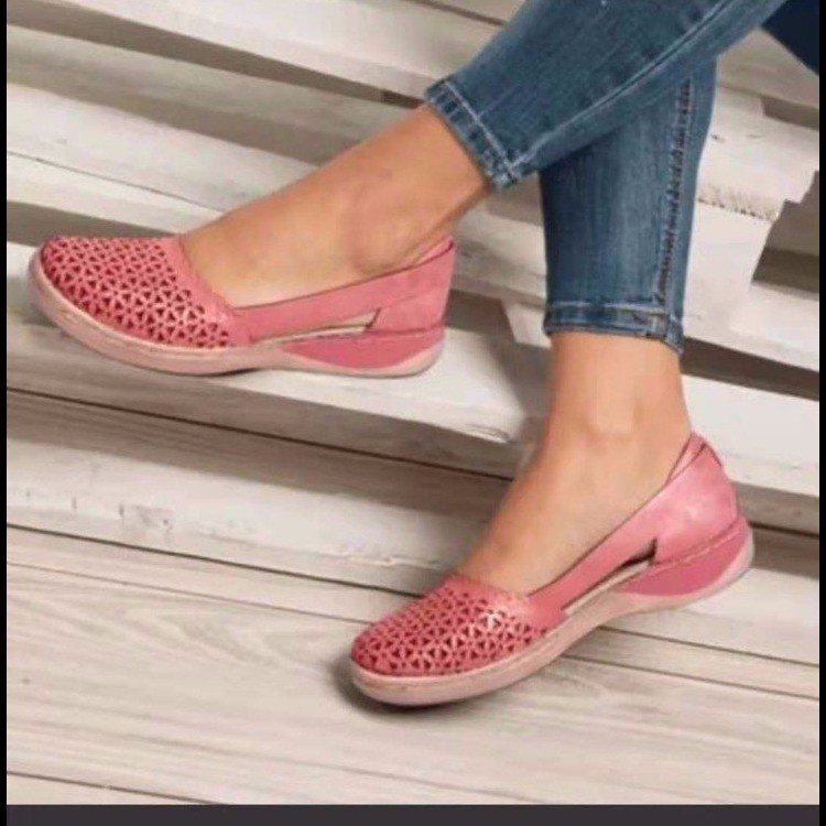 Einfarbige, flache Slipper